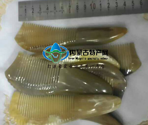 糖心
各种不同样式牛角梳批发