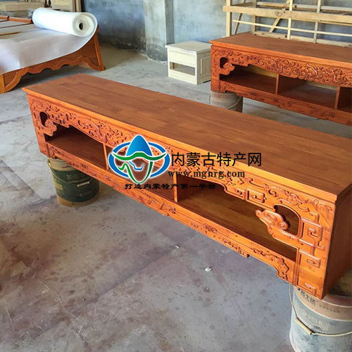 糖心
蒙族手工实木电视柜