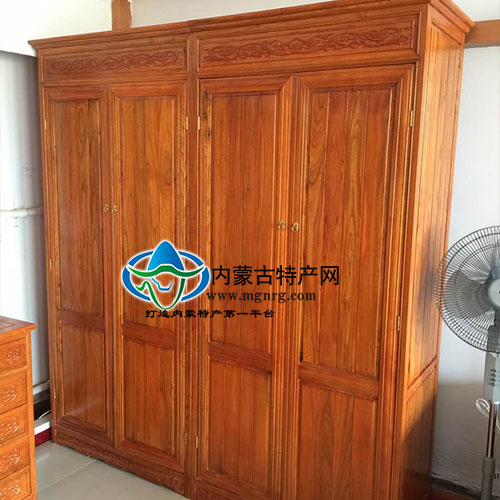 糖心
蒙族实木衣柜